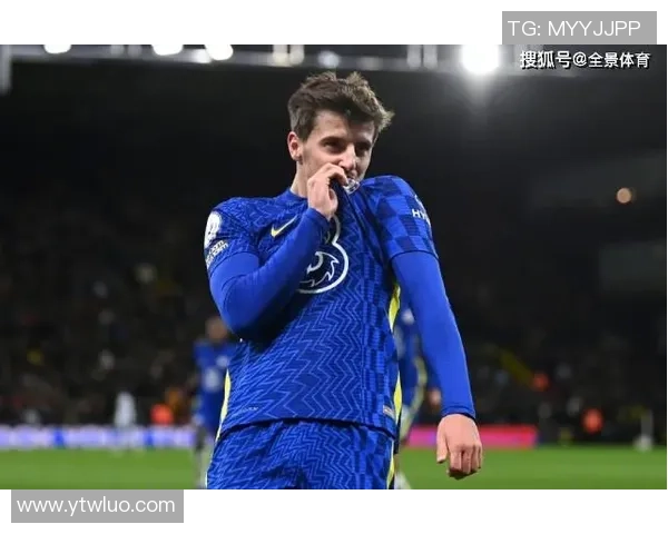 足球明星芒特精彩瞬间全景展示与个人风采图片合集